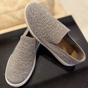 White Mountain Women's Knit Bling Slip-On Shoe